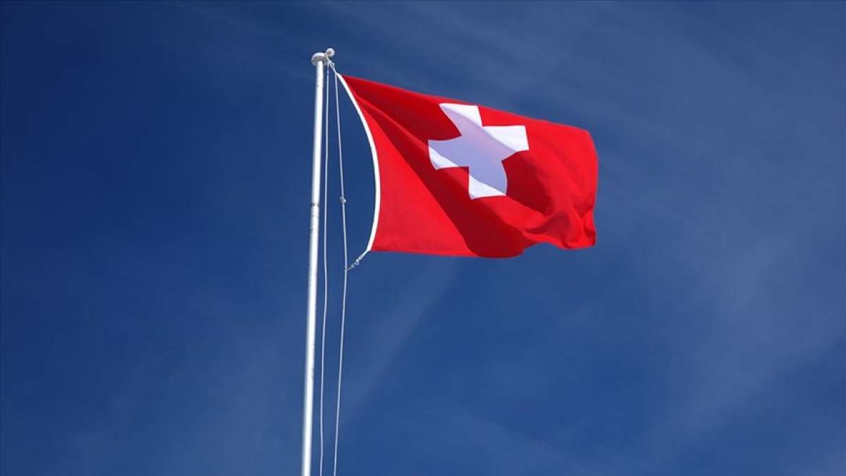 İsviçre'de hükümetten seçmenlere, 'referandumda peçe yasağına karşı ret oyu' verin ça