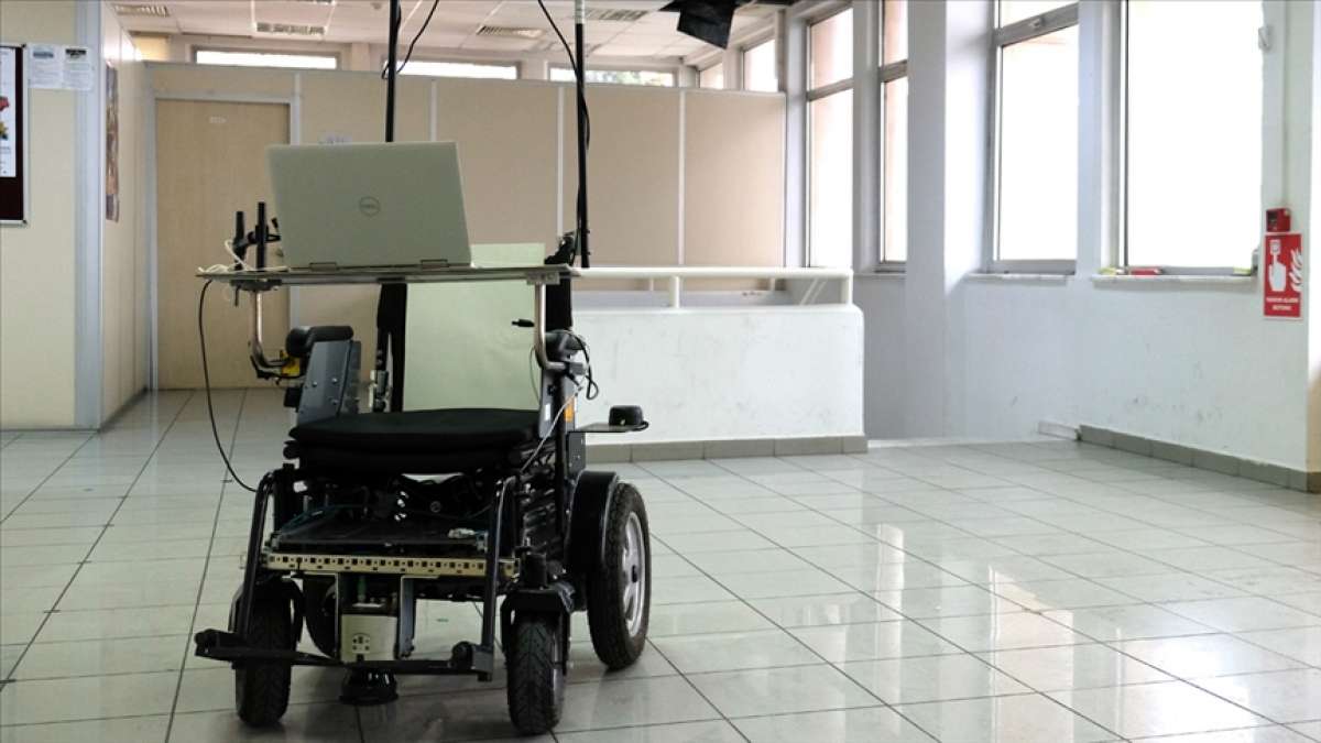 İTÜ'de yürüyemeyenler için yapay zekaya sahip otonom tekerlekli sandalye geliştirildi