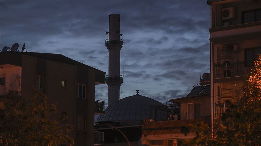 İzmir depreminde 92 camide hasar oluştu
