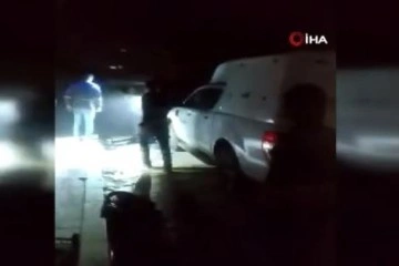 İzmir polisi depreme sokakta yakalandı, panik anları kamerada