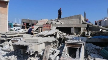 İzmir'de deprem sonrası gönüllü ordusu ikiye katlandı