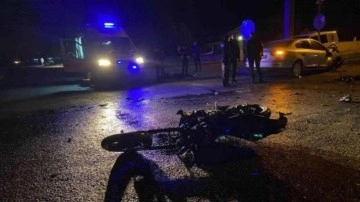 İzmir'de feci kaza: Otomobille çarpışan motosiklet sürücüsü hayatını kaybetti