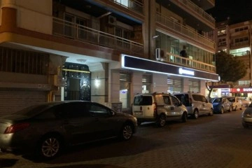 İzmir’de miras tartışmasında silahla vurulan kadın ağır yaralandı