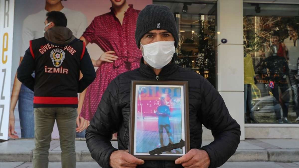 İzmir'de oğlu terör örgütü tarafından kaçırılan babanın 'evlat nöbeti' sürüyor