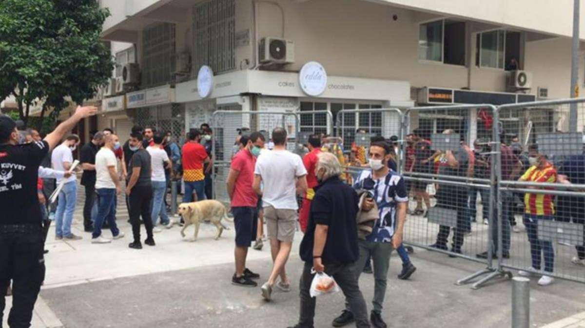 İzmir'de seyirci krizi büyüyor! Göztepe'de yönetim maça gitmeme kararı aldı