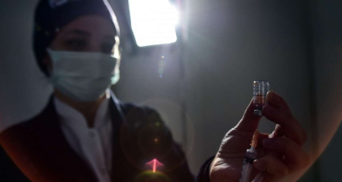 Japonya hükümetinden Covid-19 aşısıyla ilgili 'alerji' tedbiri