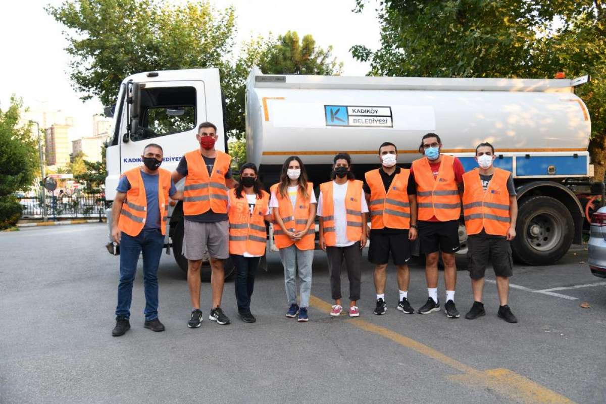 Kadıköy'den yola çıkan ikinci ekip Marmaris'e ulaştı