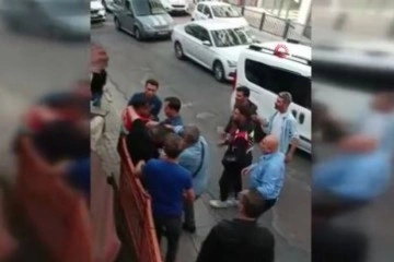 Kağıthane’de yol verme kavgası polis müdahalesiyle son buldu