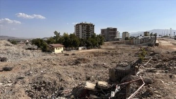 Kahramanmaraş'ta Ebrar Sitesi'nde ağır hasar alan blokların yıkımı tamamlandı