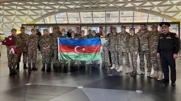 Kahramanmaraş'ta görev yapan Azerbaycanlı askeri sağlık personeli Bakü'ye döndü