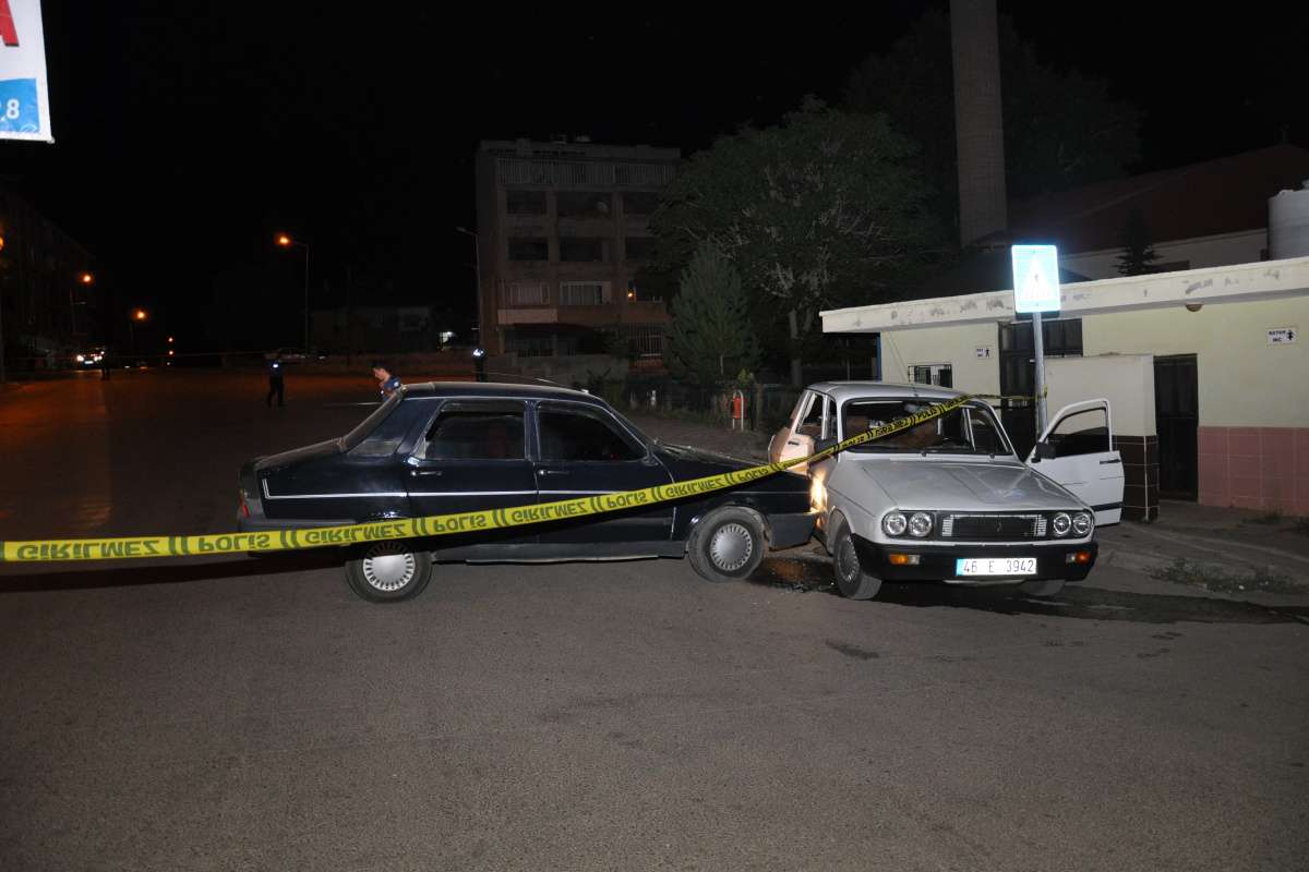 Kahramanmaraş'ta silahlı ve bıçaklı alacak verecek kavgası: 2 ölü, 4 yaralı