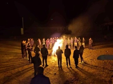 Kahramanmaraş'tan gelen gençler Erciyes'te kamp yaptı