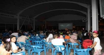 Kahta Belediyesi’nin Mahalle Sinema Geceleri etkinliği başladı