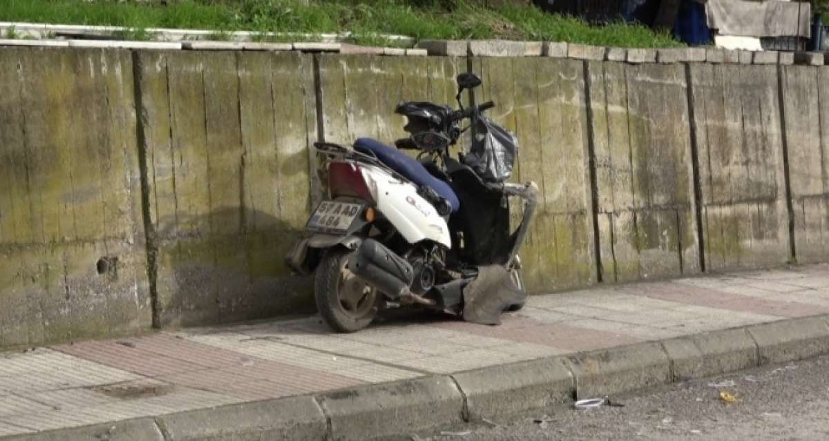 Kamyonetle çarpışan motosikletin sürücüsü hayatını kaybetti