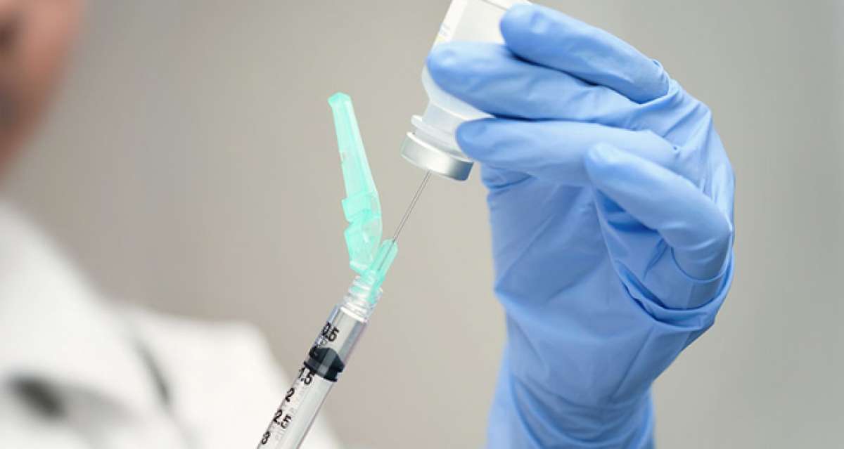 Kanada'da ilk doz AstreZeneca aşısı olanlara Moderna ya da BioNTech aşısı olmaları tavsiye edildi