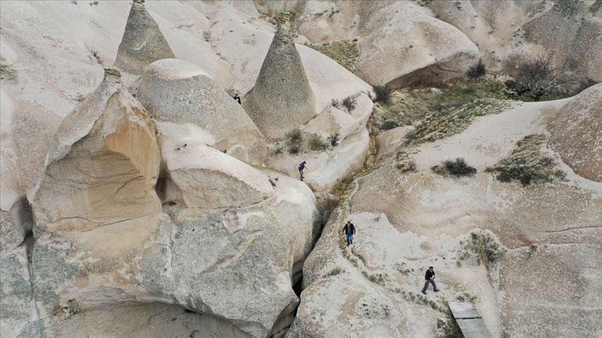 Kapadokya'nın 'gizli hazineleri'nden Çat Vadisi turistleri ağırlamak için gün sayıyor