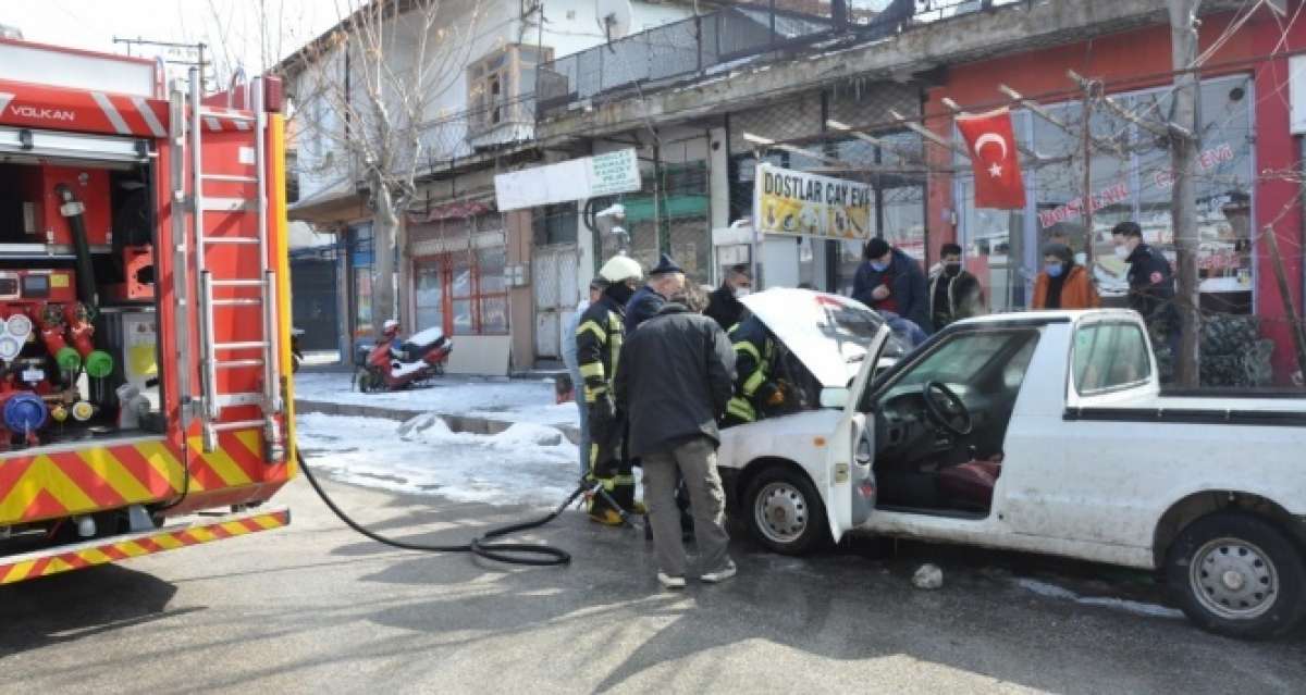 Karaman'da araç yangını