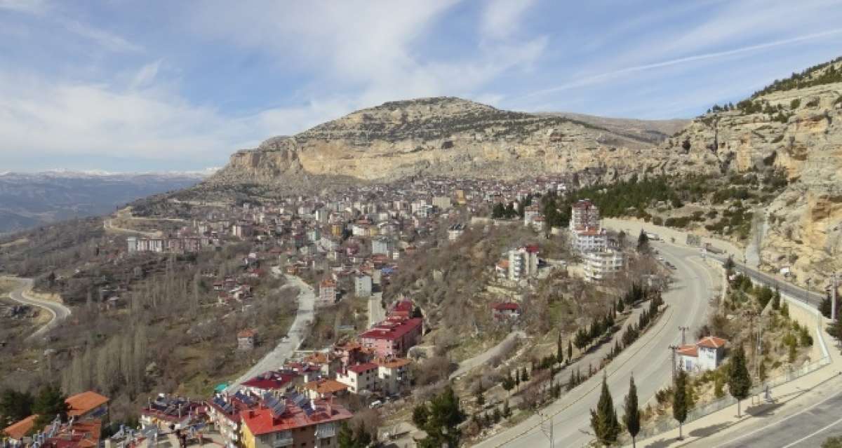 Karaman'ın Ermenek ilçesi ile 26 köy karantinaya alındı