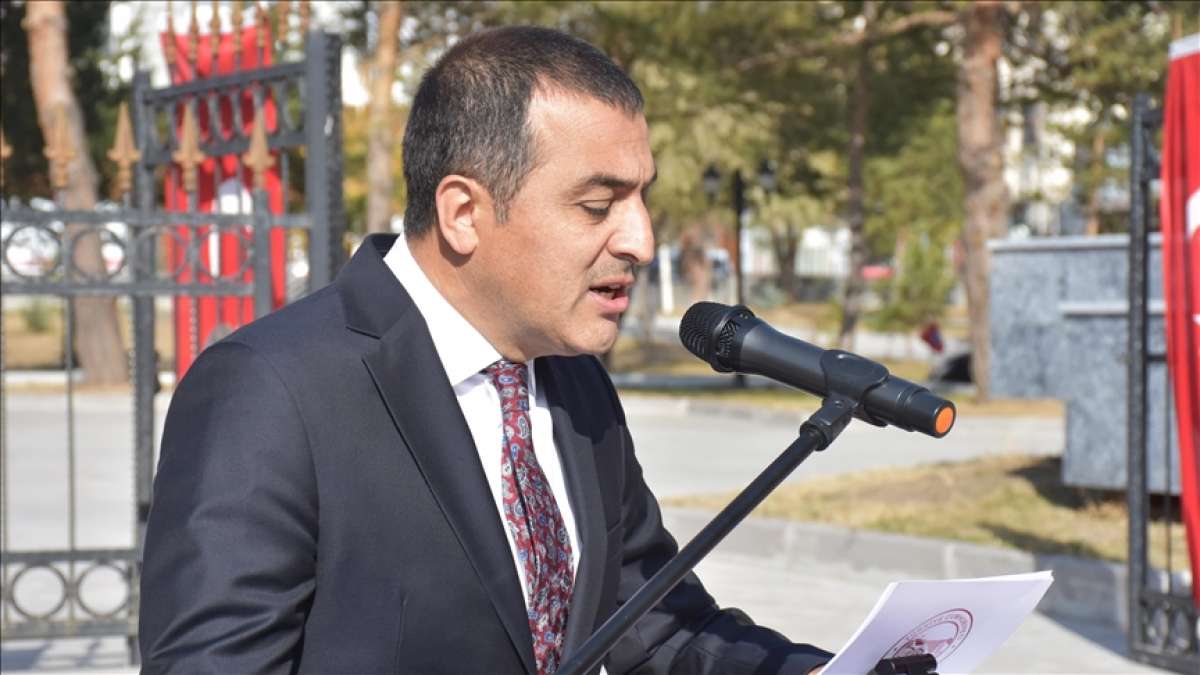 Kars Valisi Öksüz Anadolu Ajansının 101. kuruluş yıl dönümünü kutladı
