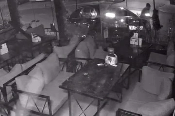 Kartal’da alkollü çift, otomobille kafeye dalıp çalışanlara saldırdı