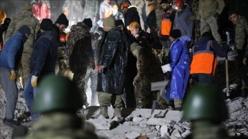Kastamonu'dan deprem bölgesine 46'sı komando olmak üzere 353 kişi görevlendirildi