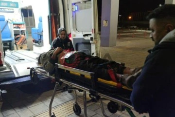 Kayalıklardan düşen 6 düzensiz göçmen yaralandı