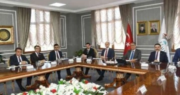 Kaymakamlar, Vali Mahmut Çuhadar başkanlığında toplandı