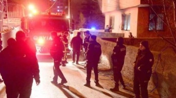 Kayseri'de evi ateşe verip kapıyı 2 arkadaşının üzerine kilitlediler