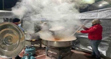 Kepez’in Sahra mutfaklarından günde 20 bin kişiye sıcak yemek
