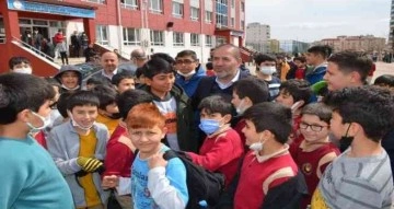 Kervancıoğlu, tecrübesini öğrencilere aktardı