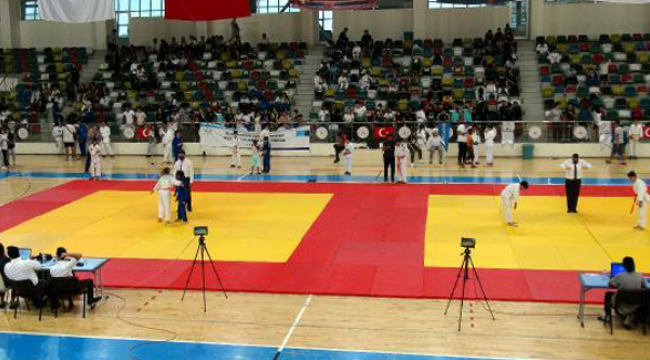 Kilis'te düzenlenen Yıldızlar Judo Turnuvası sona erdi