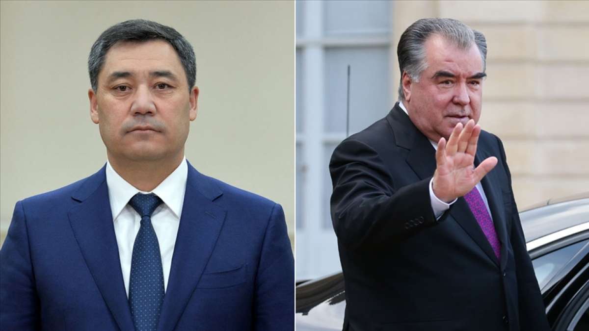 Kırgızistan Cumhurbaşkanı Caparov ile Tacikistan Cumhurbaşkanı Rahmon, Duşanbe'de bir araya gel