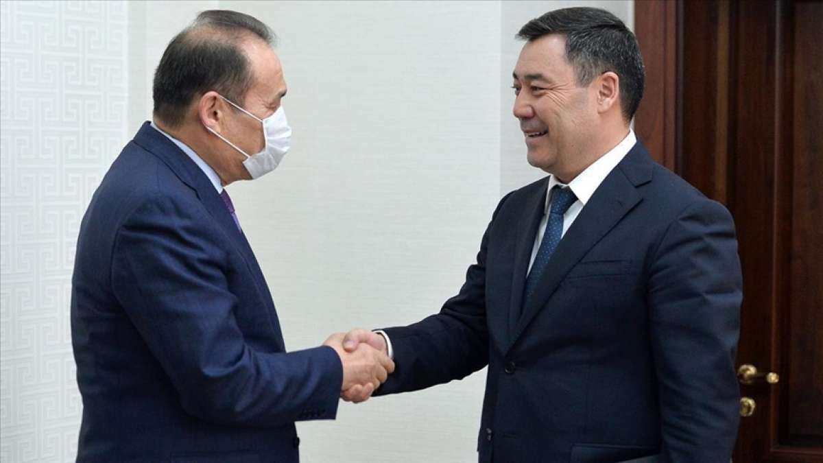 Kırgızistan Cumhurbaşkanı Caparov, Türk Konseyi Genel Sekreteri Amreyev'i kabul etti