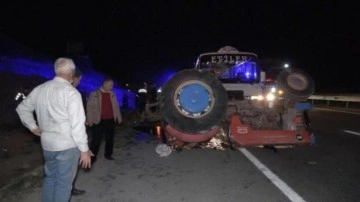 Kırıkkale'de midibüsün çarptığı traktör devrildi: 2 yaralı