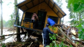 Kırklareli'nde taşkın nedeniyle ormanda mahsur kalanlardan 2'sinin cesedi bulundu
