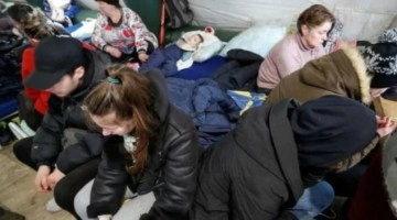 Kızılhaç Ukrayna yetkilisi açıkladı: Mariupol'de içecek su yok, market ve eczaneler yağmalandı