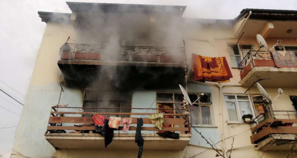 Kocaeli'de evde çıkan yangında 1 kişi hayatını kaybetti