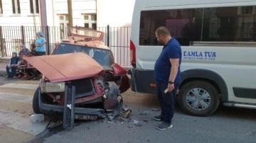 Kocaeli'de park halindeki araca çarpan otomobildeki 6 kişi yaralandı