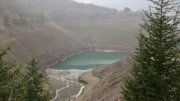 Kocaeli'deki Yuvacık Barajı'nın su seviyesi yüzde 16'ya düştü