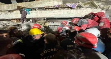 Kocaeli’nin kahraman ekibi 82 kişiyi enkazdan kurtardı