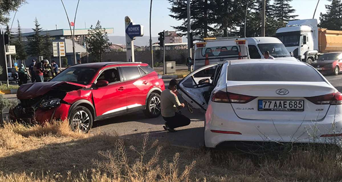 Konya'da cip ile otomobil çarpıştı: 6 yaralı
