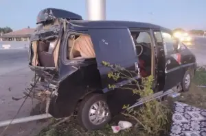 Konya'da tır minibüse arkadan çarptı: 6 yaralı
