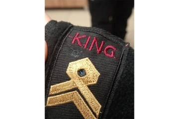 Kopya d&uuml;zeneğiyle sınava geldi, dikkatli polise k&uuml;l yutturamadı