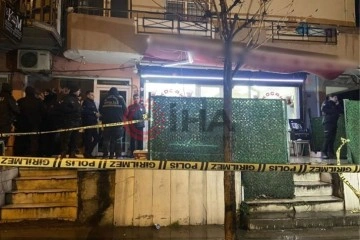 K&uuml;&ccedil;&uuml;k&ccedil;ekmece&rsquo;de kıraathanede silahlı kavga: 1 ağır yaralı