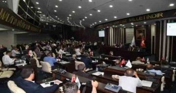 Kültür ve Turizm Bakanı Mehmet Nuri Ersoy’a Malatya’da Fahri Hemşerilik Beratı