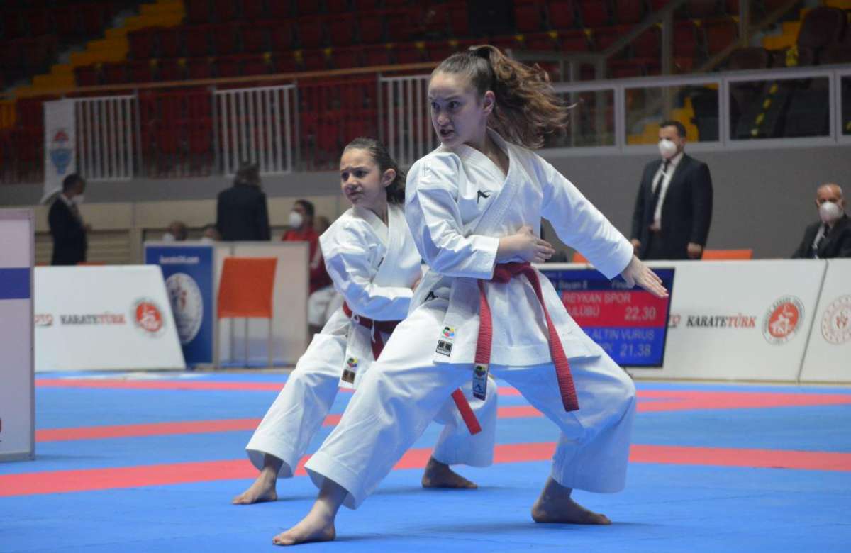 Kulüplerarası Takım Karate Şampiyonası'nda ikinci gün tamamlandı