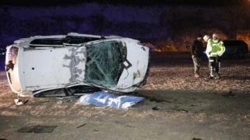 Kütahya'da feci kaza: Şarampole devrilen otomobilin sürücüsü öldü