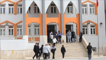 LGS kapsamındaki merkezi sınavda 562 öğrenci tüm soruları doğru yanıtladı