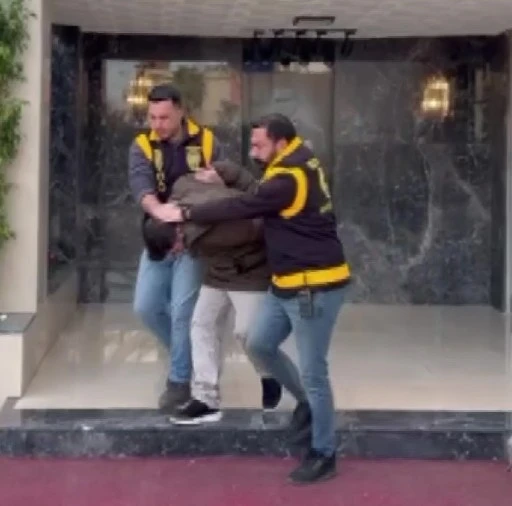 Liseli genci ka&ccedil;ırıp darbettiler