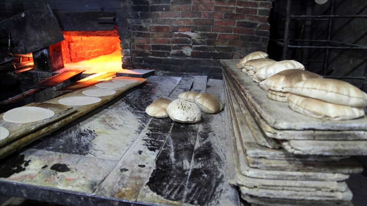Lübnan'da yakıt sıkıntısı nedeniyle fırınlarda ekmek üretimi durma tehlikesiyle karşı karşıya